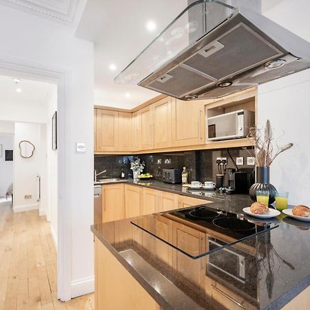 2 Bedr, 3 Beds, 1 Bath Thames, Trafalgar Sq ロンドン エクステリア 写真