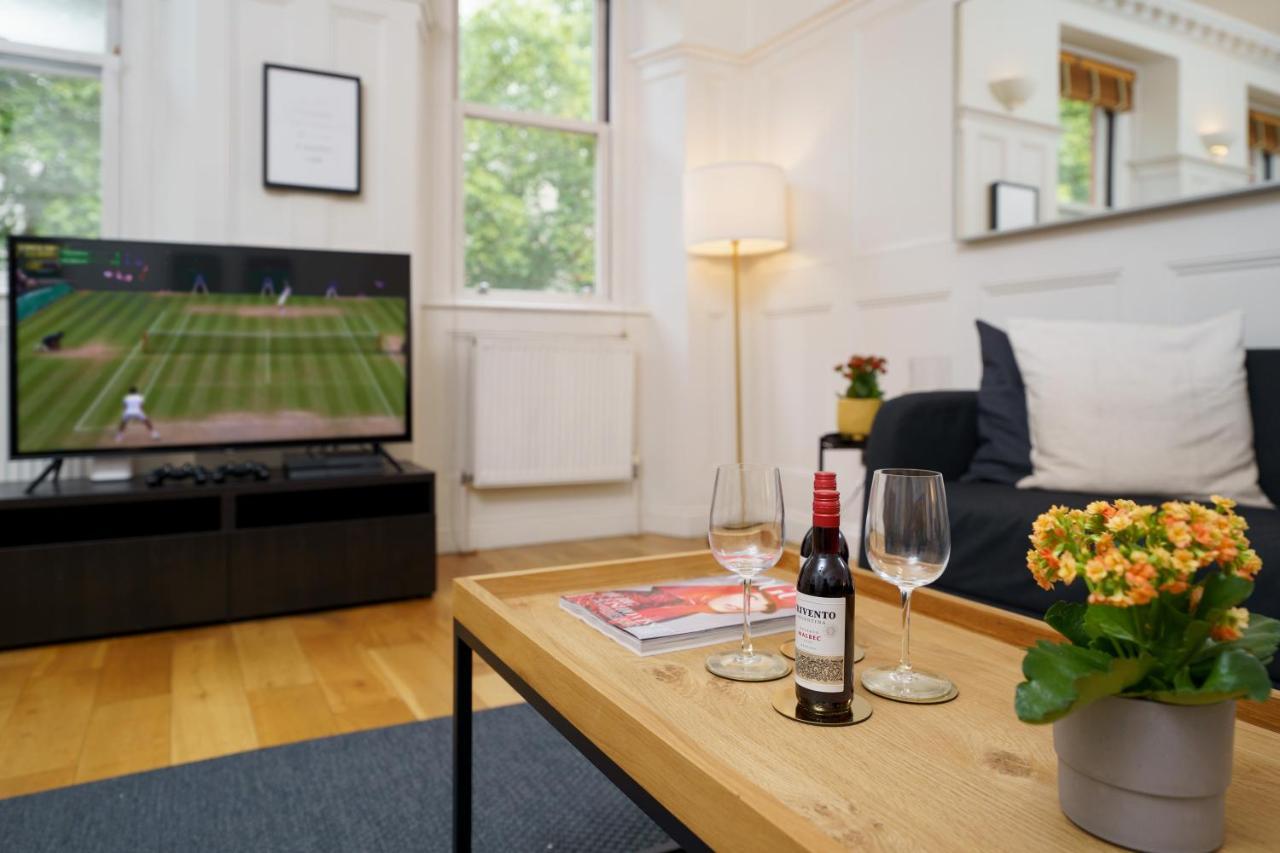 2 Bedr, 3 Beds, 1 Bath Thames, Trafalgar Sq ロンドン エクステリア 写真
