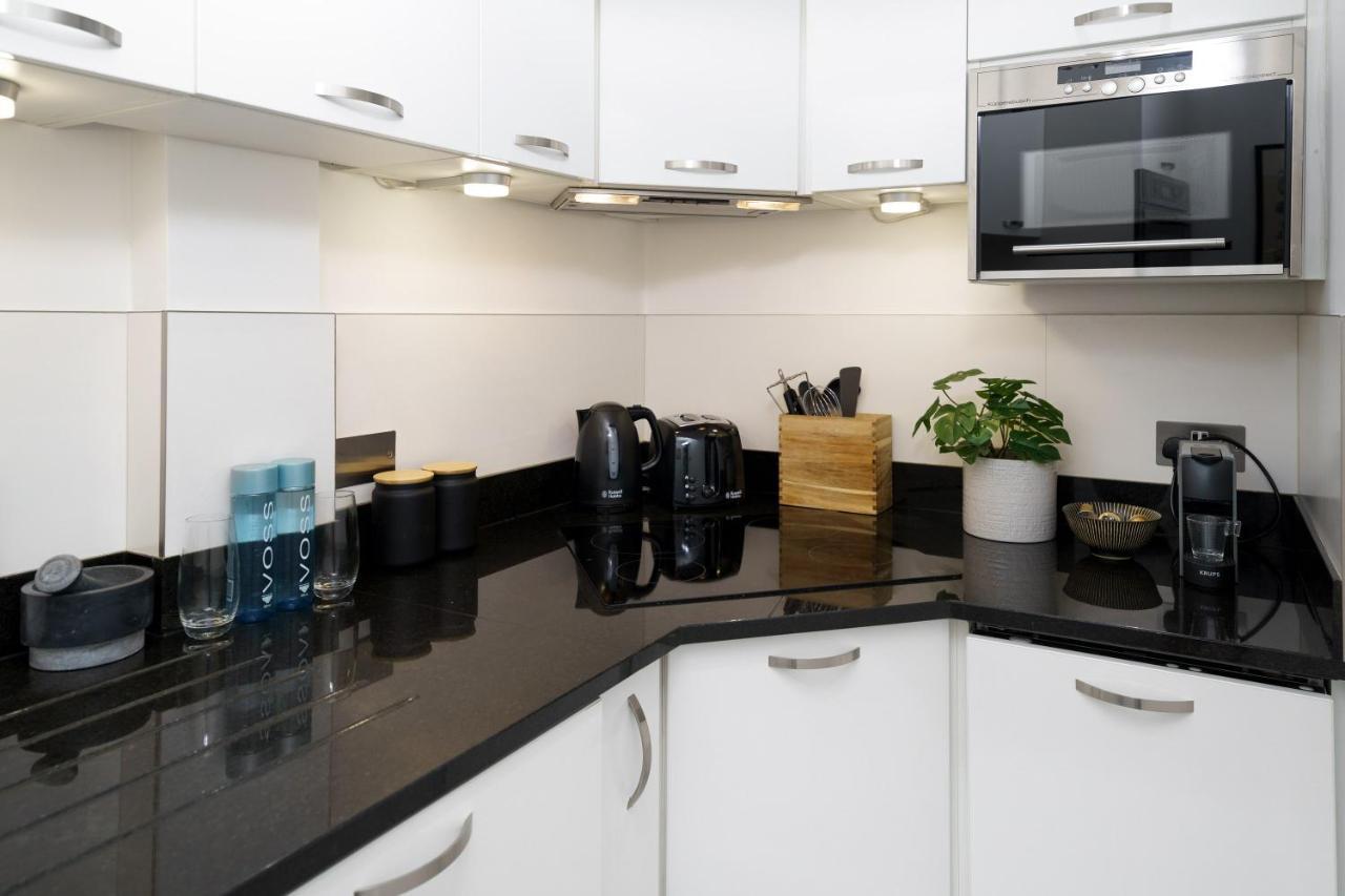 2 Bedr, 3 Beds, 1 Bath Thames, Trafalgar Sq ロンドン エクステリア 写真