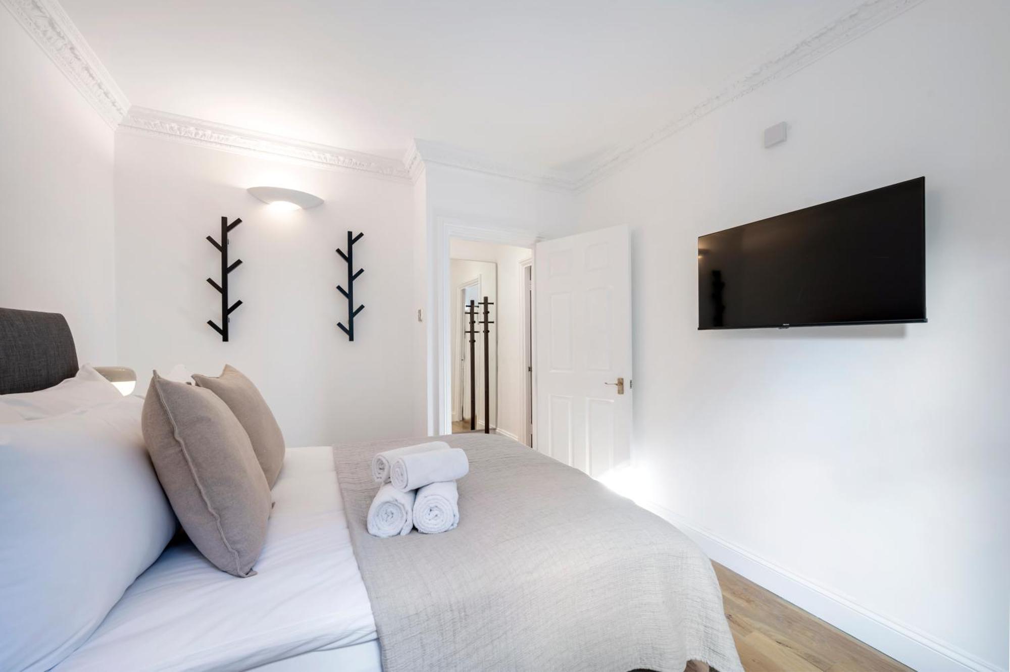 2 Bedr, 3 Beds, 1 Bath Thames, Trafalgar Sq ロンドン エクステリア 写真