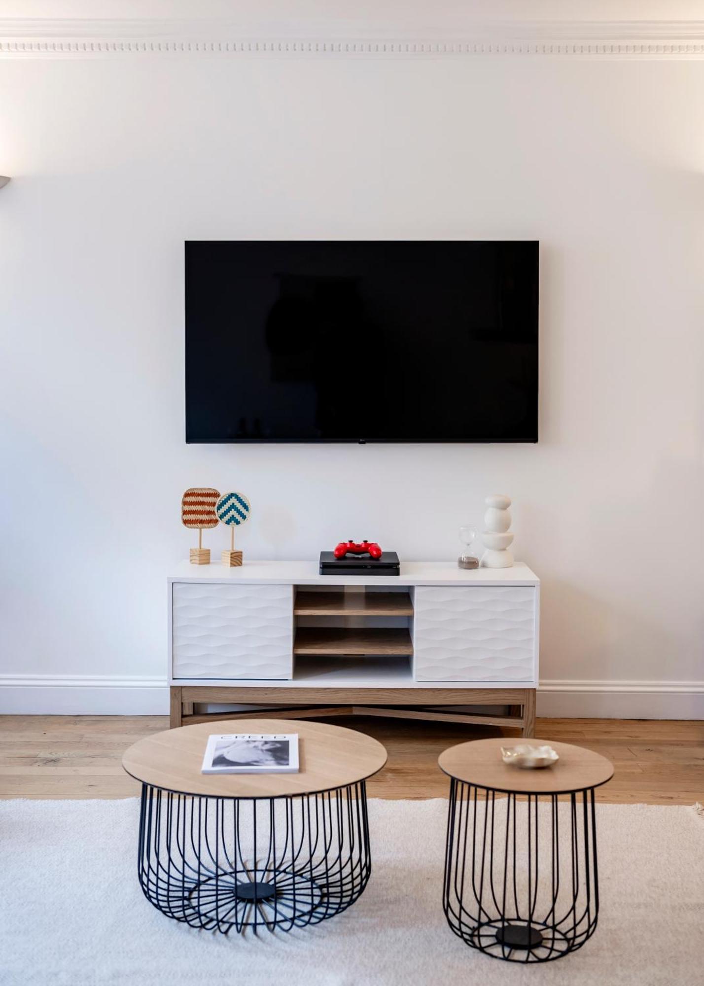 2 Bedr, 3 Beds, 1 Bath Thames, Trafalgar Sq ロンドン エクステリア 写真